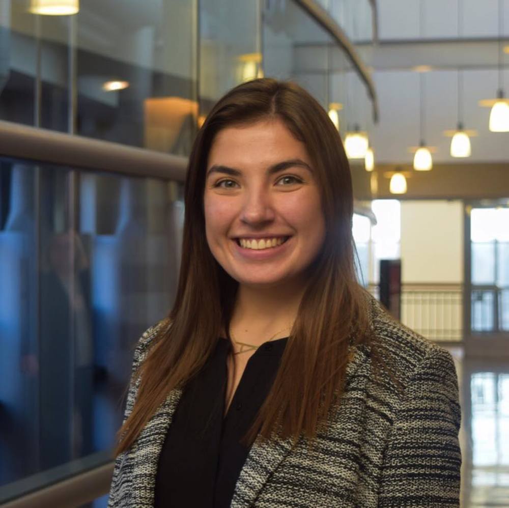 Meet your Posher, Abigail